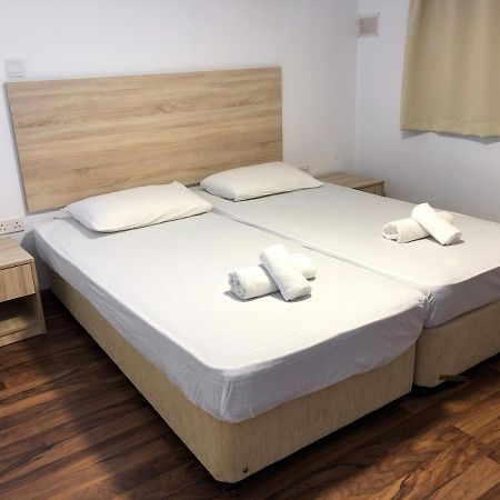 Cozy Loft Apartment Ajía Nápa Kültér fotó