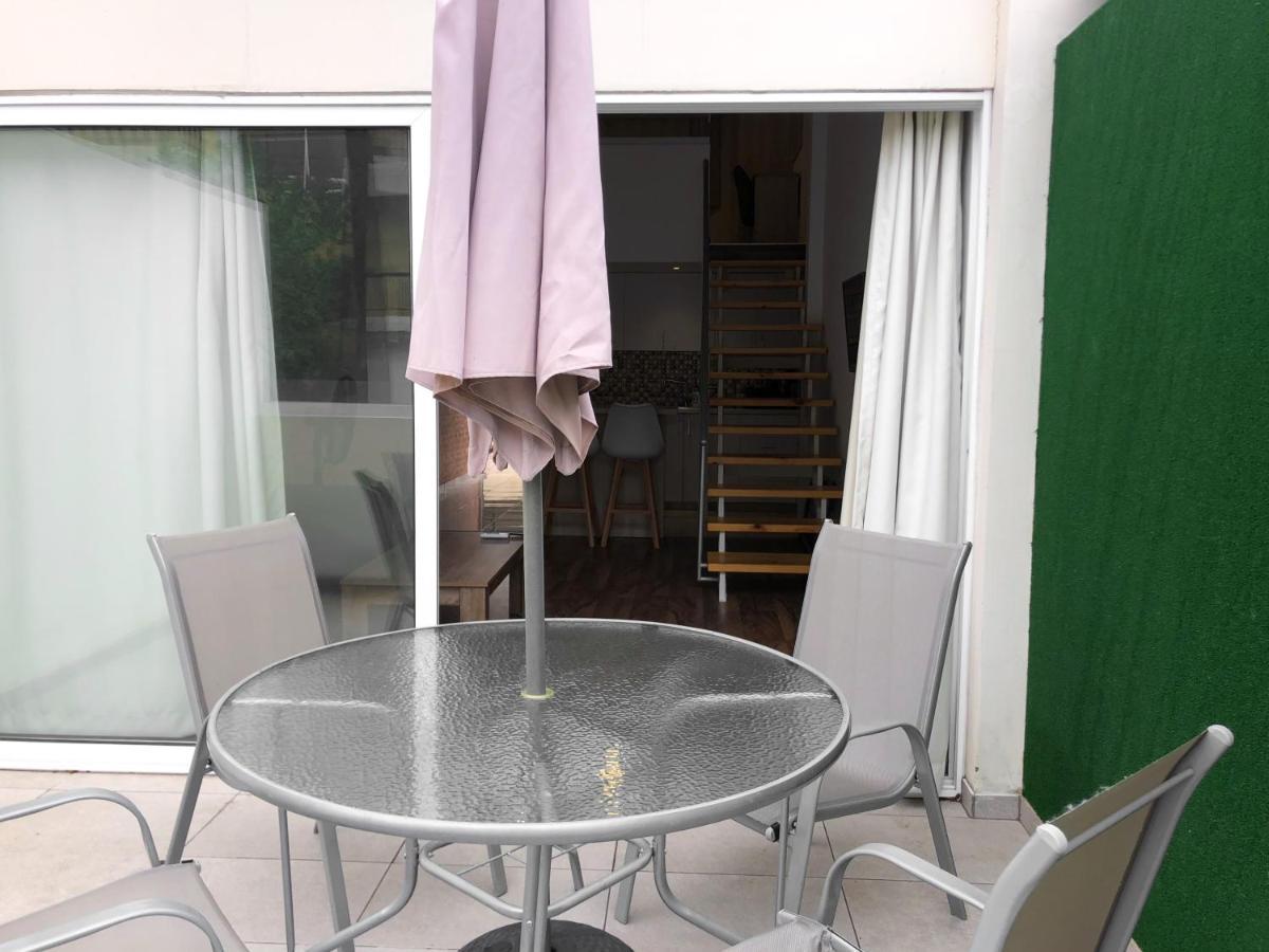 Cozy Loft Apartment Ajía Nápa Kültér fotó