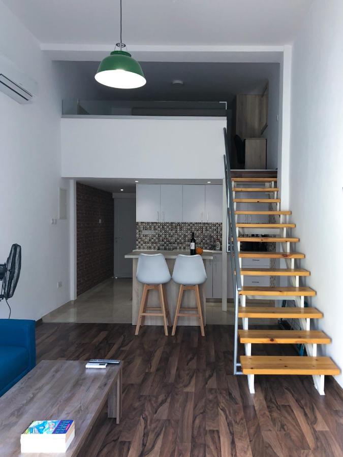 Cozy Loft Apartment Ajía Nápa Kültér fotó